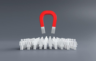 Почему уходят клиенты и как их вернуть: стратегии, примеры и способы